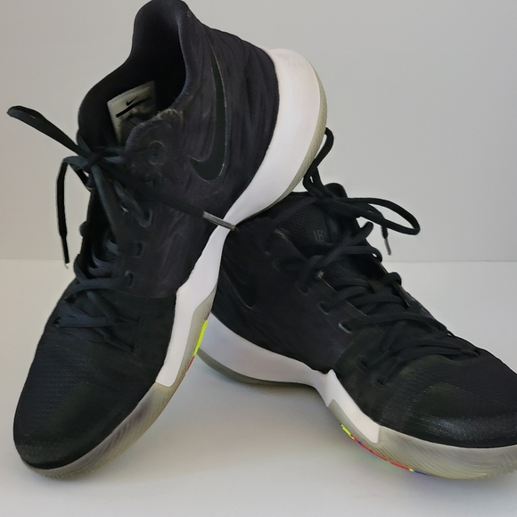 Nike Kyrie 3Black Multi-Color 852395-009 (Men's size 11) - Picture 2 of 6